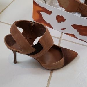 Original Box Donald J Pliner Heel